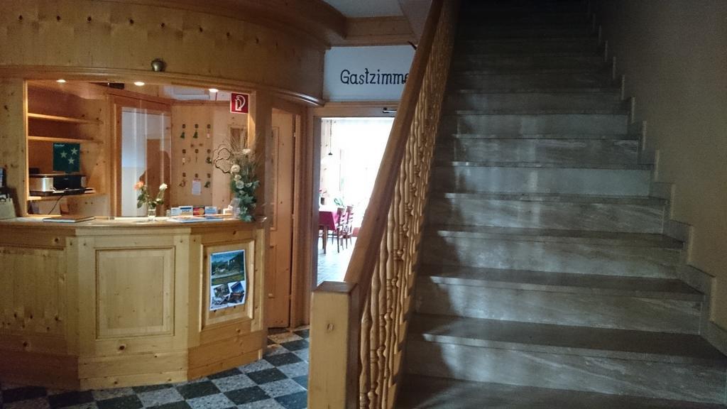 Gasthof Grabenwirt Irdning Eksteriør billede